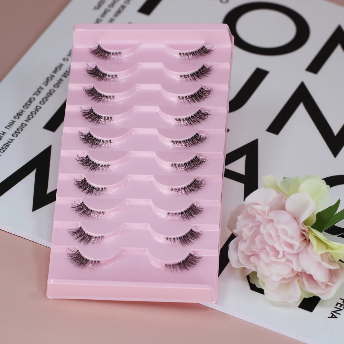 Natural False Eyelashes Soft and Light Effect