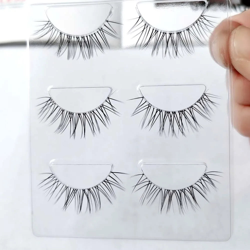 Natural False Eyelashes for a Discreet Look