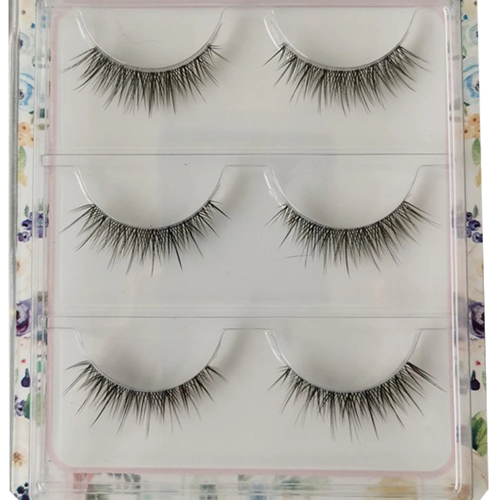 Natural False Eyelashes for a Discreet Look